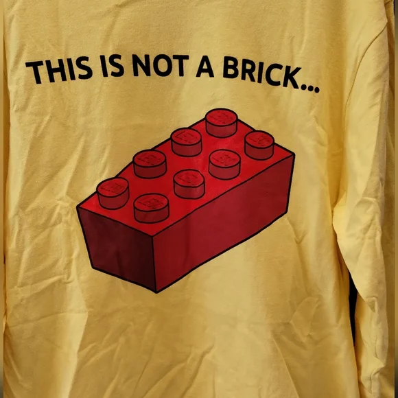 •Lego T Shirt TShirt Tee Brick Yellow Long Sleeve Legoland  - Picture 8 of 12